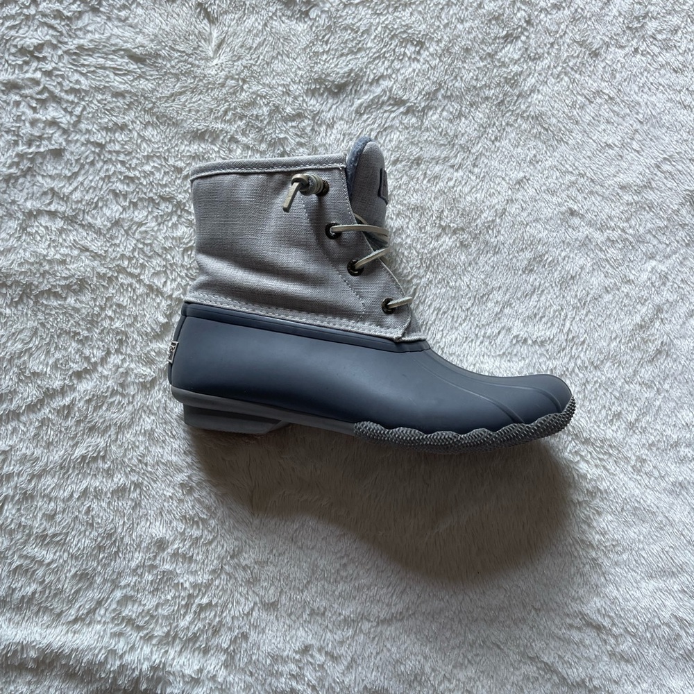 sperry boot